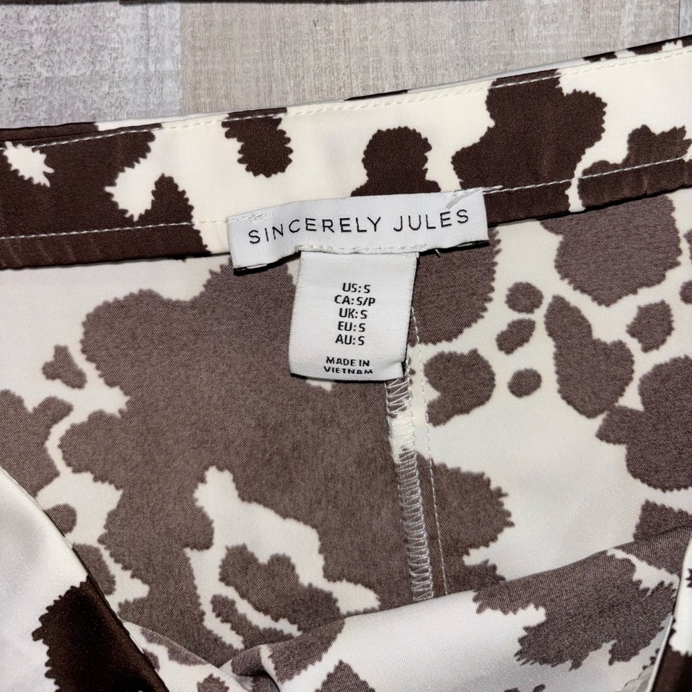 🐮VIRAL Sincerely Jules Cow Print A-Line Skirt Set View 5